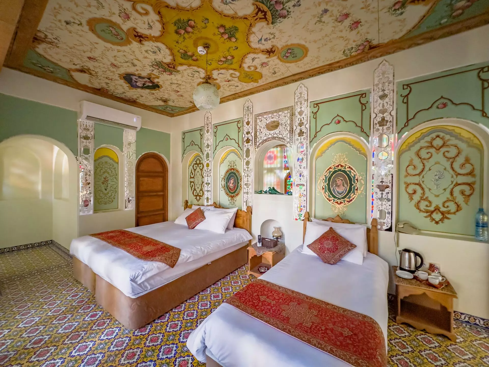 Alibaba https://cdn.alibaba.ir/ostorage/hotel-accommodation-images/68c952beac13a7ed0d865dfd_مهردخت (1).webp